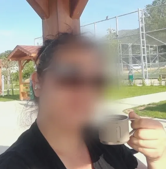 Esther, 34 años