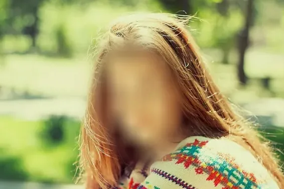 Mónica, 27 años