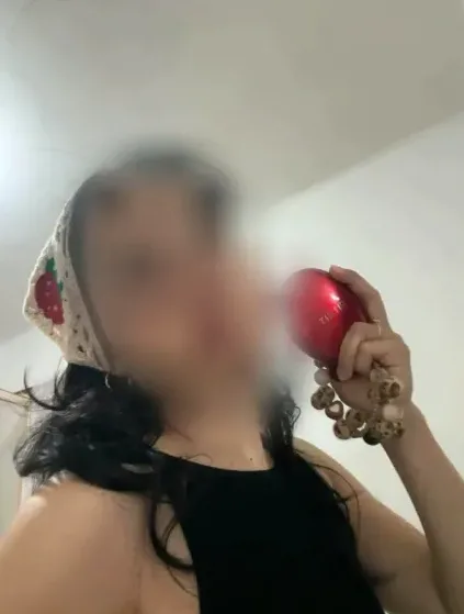 Yesenia, 21 años